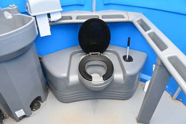 Portable bathroom rental in Moorhead, MS